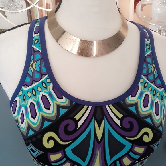 Athleta multicolored  sports bra size M - Picture 1 of 8